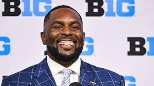 Justin Elmore's Instagram, Twitter & Facebook