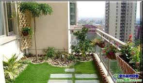 Terrace Garden On The Balcony Of A High Rise Apartment Yes Please The Dogs Would Love That Apartment Balcony Garden Small Balcony Garden Balcony Garden