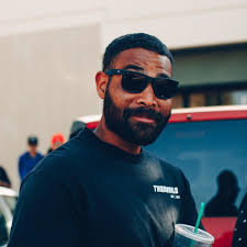 Powertune Australia RB26 DBW Conversion KIT. Complete plug and play  solution. Features a plazmaman intake manifold coupled with a 72mm DBW  throttle body and your choice of M130 or M150 MoTeC ECU. #