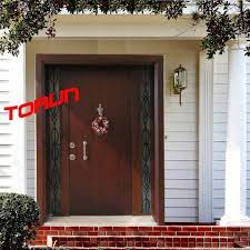 Sayısız model, renk, kaplama ve kilit seçeneği ile beklentinizin ötesinde çözümler sunuyor. Apartman Villa Dis Giris Kapilari Gunes Ve Yagmurdan Etkilenmeyen Dis Mekan Kapisi Modeli Celikkapi Kapimodeli Apartmankapisi Villa Villa Kapilar Luks