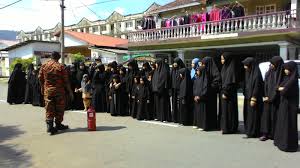 Kapatıp daha sonra devam edebilirsiniz. Miftahul Ulum Ampang April 2016
