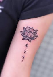 Flower Star Sign Tattoo Wrist Tattoos Girls Lillies Tattoo Lily Flower Tattoos