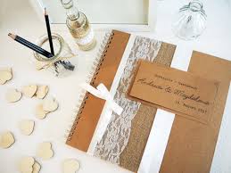 Malbücher sind die idealen gastgeschenke für kinder und eine tolle beschäftigung auf der hochzeit. Diy Gastebuch Im Vintagestil Klassisch Und Modern