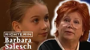 Babysitterin weg? Lucie (6) stürzt aus Fenster!