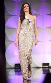 Hosted by mario lopez, 47, and miss universe 2012 olivia culpo, 28, the miss universe 2020 coronation night took place at the seminole hard rock hotel and casino in hollywood, broward county,… Miss Universe Peru 2019 From Miss Universe 2019 Preliminary Evening Gown Competition Miss Universe Dresses Evening Gowns Fashion