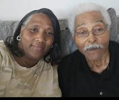 Frances Autry's Instagram, Twitter & Facebook