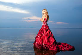 Wir haben die besten 2020 von hochzeitskleider im ausverkauf. Ballkleid Mit Schleppe Das Sollten Sie Beachten