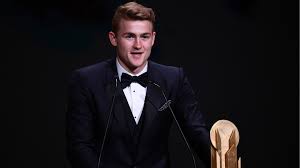 De ligt went to italy to learn how to defend, but i don't think he has learnt much there. Matthijs De Ligt Scherzt Ware Ich Kein Fussballer Ware Ich Goal Com