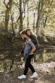 Engagement Photographers Near Me Photography Pictures Ideal Wedding Photography 20181012 Couple Posing Couple Photography Couples