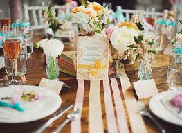 Puesto de limonada en una boda vintage al aire libre en verano. Decora Tu Boda Con Estilo 10 Ideas Sencillas Que Nunca Fallan