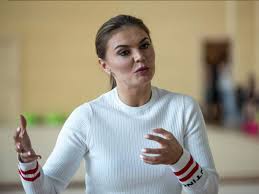Алина кабаева — российская спортсменка, общественный и политический деятель, менеджер. Kabaeva Bez Makiyazha Prodemonstrirovala Raspolnevshuyu Figuru Foto Fakty