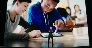 Apple has introduced ios 15 at wwdc 2021, an update that will be arriving on iphones the addition of spatial audio support to facetime will make it easier to determine who is. Ucq1fu27hnz Dm