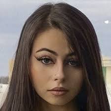 Meagan Harrington's Instagram, Twitter & Facebook