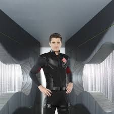 Vedeta serialului, leo, acceseaza din greseala panoul de. Lab Rats Copiii Bionici 2012 Film Serial Cinemagia Ro