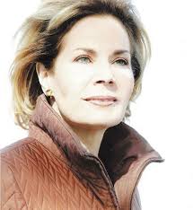 Phoebe Bee: Borromeo, Arlene Rita: 9781483628219: Amazon.com: Books