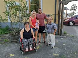 Das immunsystem wird dadurch angeregt, die infektion. Ein Besonderes Kind In Einer Besonderen Zeit Kleinwuchs At