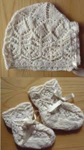 How to knit baby booties. Newborn Knitting Pattern For Lace Bonnet And Booties Free Baby Knitting
