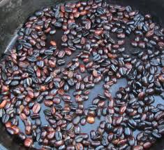 Roasting Coffee In A Cast Iron Skillet Coffee Roasting Roasted Coffee Beans Pumpkin Spice Coffee Recipe