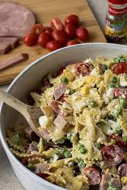 Easter Leftovers Get New Life In This Leftover Ham And Egg Pasta Salad Recipe It S Got All Of Your Favorite Pasta Pasta Salad Recipes Pasta Salad Leftover Ham