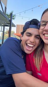 Videos de Andrea y Juanito (@locotesdeamor) con “Addicted to You