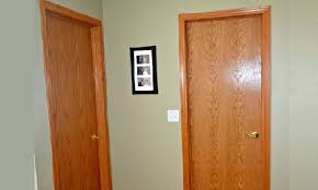 Astuce Reno Vous Ne Pouvez Plus Supporter Vos Vieilles Portes Brunes Vous Songez Meme A Les Changer Avant Relooking De Porte Porte Moderne Panneaux Porte