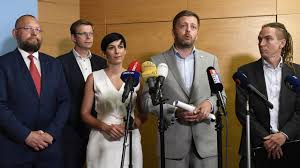 Dělá to jinak než stará garda. Pirati Maji Jasno V Koalici Se Stan Muzeme Cilit Az Na 40 Procent Volicu Hospodarske Noviny Ihned Cz