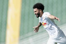 Passport first name cláudio luiz last name rodrigues parise leonel nationality brazil date of birth 28 january 1997 age 24 country of birth brazil place of birth são vicente position attacker height 172 cm weight 65 kg foot right. Claudinho Apesar Do Tamanho Teria Sido Bom Goleiro
