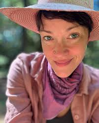 Treat yourself to the functional elegance, luxuriously rich leathers, and  timelessness of xobruno; handmade fine leather bags and accessories from  Portland, Oregon. Woman owned and operated for a decade.