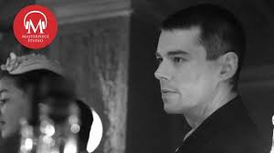 Peter Bowker Paints Intimate Portraits Of A World At War