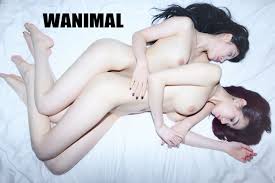 Nude Korean chick - Unleashing desires with Kpop songs