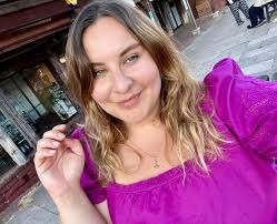 Anya Jones's Instagram, Twitter & Facebook