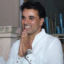 ऐक्यं बलं समाजस्या तदभावे स दुर्बलः । तस्मात् ऐक्यं प्रशंसन्ति दृढं राश्त्र  हितैषिणः ॥ "Unity is the strength of a society; without it, it becomes  weak. Therefore, those who wish ...