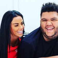 Katie price has revealed her son harvey price still isn't allowed out of hospital, but assured fans he is now doing well and back 'on form'. Harvey Price Katie Price Son Bio Age Height Parents And Siblings