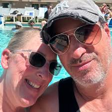 Where to find a pretty 4-6 inch parrot cichlid in Las Vegas?