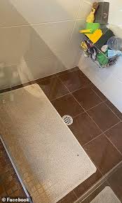 Alternatively, soak a soft cloth like a microfibre cloth in the mixture, wipe the tiles, then rinse with warm water. The Diy Cleaning Spray That Leaves The Shower Sparkling In Seconds Daily Mail Online