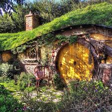 If You Ever Wanted To Stay At A Hobbit House Here S Your Chance Hobbit House Hobbit Houses Diy The Hobbit
