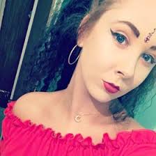 Leah Barton (lehaabee37)