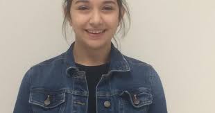 Warren high school student wins regional Shakespeare competition