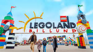 Wszystko jakby wybudowane stricte dla przybyszów z kopenhaga to prostota z dizajnerskim pazurem,nowoczesność poprzeplatana staromiejskim stylem. Legoland Ab Nur 359 Dkk