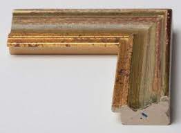 Cornice In Legno In Stile Arte Povera Con Colorazione Anticata E Decorazione A Filo Oro Cornici Cornici In Legno Arte