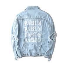 Jun 08, 2021 · kanye west hat schon jetzt die gehypteste jacke des herbstes lanciert. Herrenjacken Mantel Hip Hop Kanye West Destroyed Jeansjacke Yeezy Yeezus Bieber Jacken Denimjacke Kleidung Accessoires