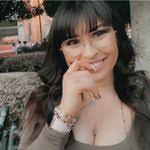 Adriana Arceo's Instagram, Twitter & Facebook