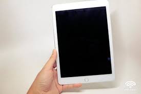 فيديو لهاتفي سامسونج Galaxy Alpha A5 و A3 Vbtunisia Online Ipad Air Apple Ipad Air Ipad Air 2
