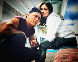 Since 2018, kelly portrays dawn granger / dove in the dc universe series titans. Minka Kelly On Twitter Reposting From Alanritchson In Honor Of Tonight S Debut Of Hawk And Dove A Throwback To The First Photo Minkakelly And I Took Together On Set Watch Titans On