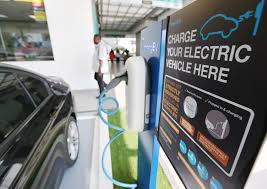 Kereta hibrid merupakan salah satu contoh kenderaan hijau. Pdb Tnbes Greentech Malaysia Akan Pasang 100 Stesen Chargev