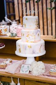 Hochzeitstorte Marmor Blattgold Weddingcake Marble Gold Love Daniela Porwol Hochzeitstorte Hochzeitstorte Inspiration Klassische Hochzeitstorte