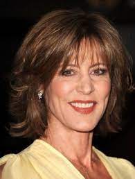 Hairstyles For Women Over 50 With Oblong Face Womens Hairstyles Medium Hair Styles For Women Hair Styles For Women Over 50