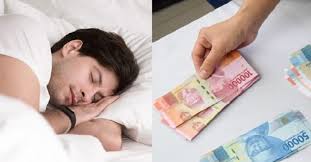 Jumpa duit bermakna bahwa kita akan menemukan hal buruk dalam hidup, ini dapat mencakup banyak perkara. 11 Arti Mimpi Dapat Uang Pertanda Baik Atau Buruk