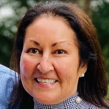 With the holidays fast approaching we want to give away the perfect gift to  our followers! The first two people to comment the correct number of  Santa's in the second photo will