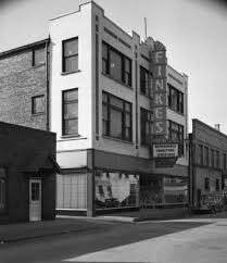 Finke S Furniture Store 37 Steps From Main On 7th Evansville Indiana Evansville Holiday World